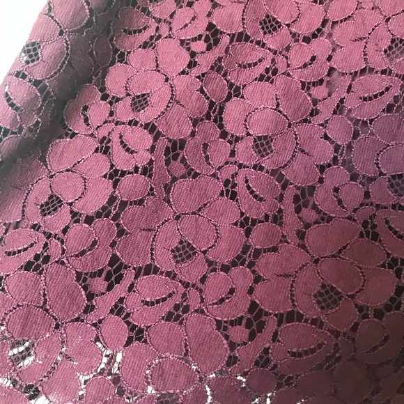 Aritzia tulula skirt in size 2 - Picture 2 of 4